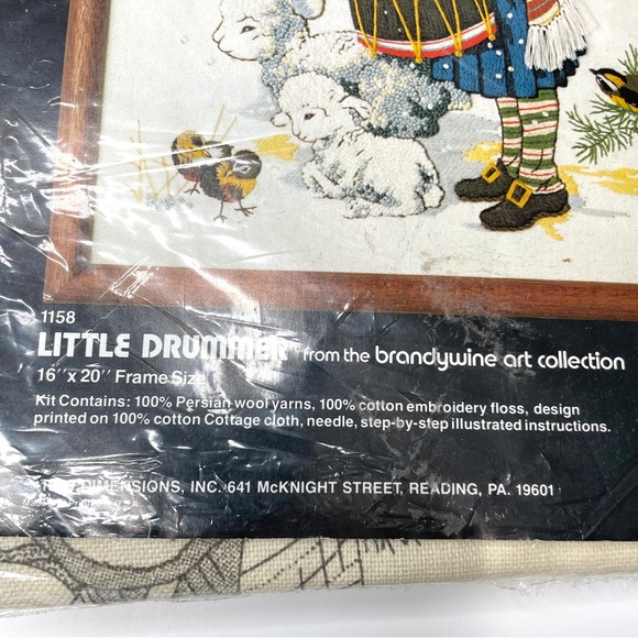 Dimensions # 1158 Little Drummer Crewel Kit - Picture 3 of 5